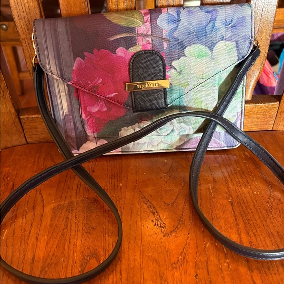 Ted Baker London Floral Envelope Crossbody Bag - Picture 2 of 13